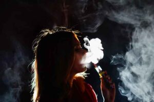 Die E-Shisha, welchen Rauchgenuss bietet die elektronische Wasserpfeife